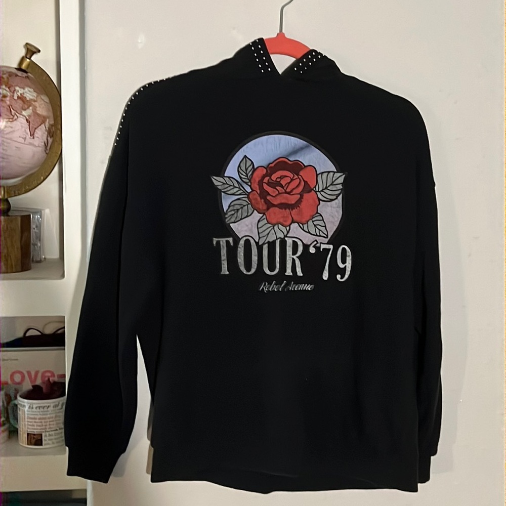 Pull & Bear edgy sweat shirt (pull over) in black with stud